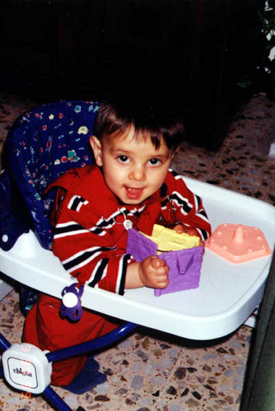 2Untitled-c4.jpg (47121 bytes)