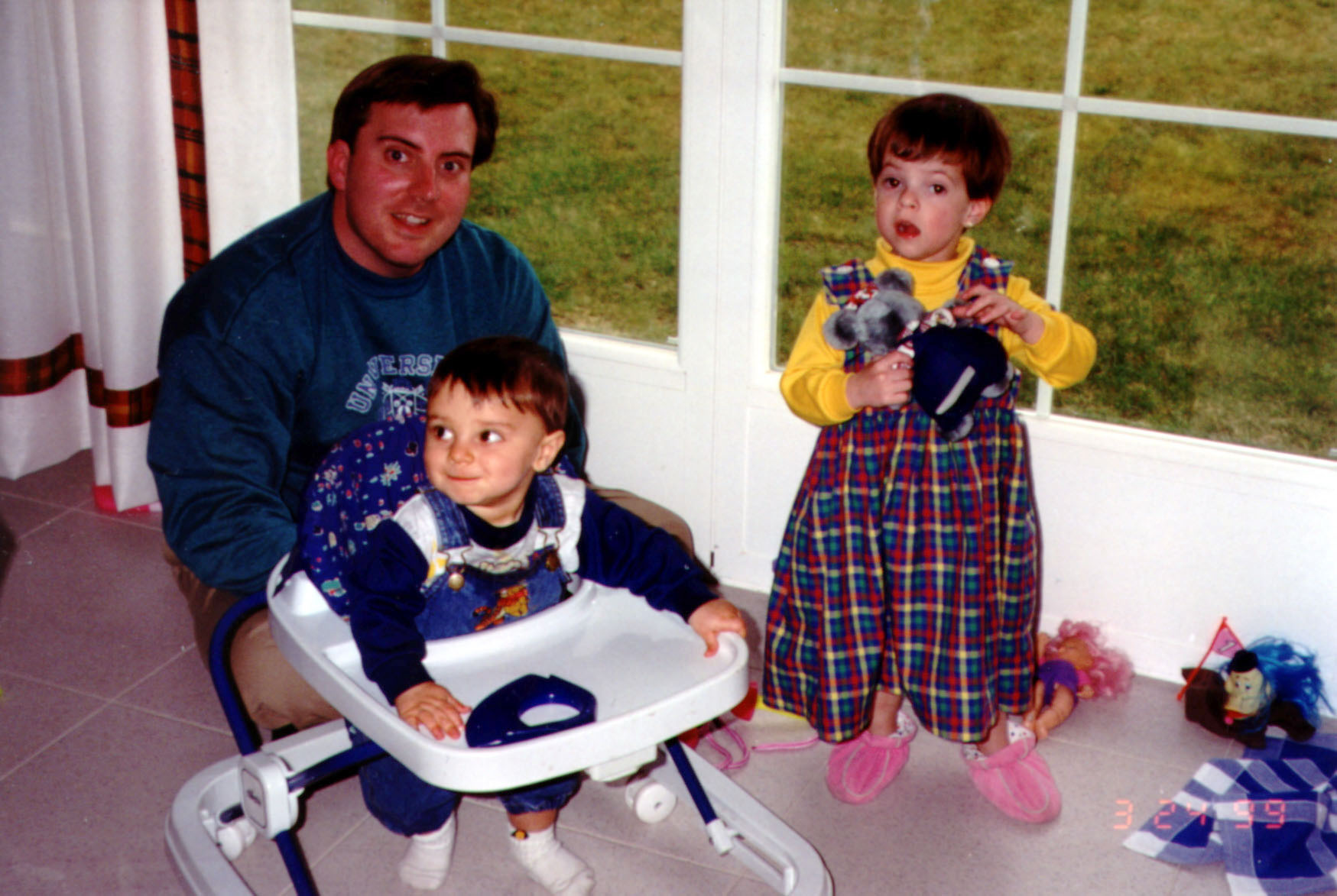 Untitled-b4.jpg (287376 bytes)